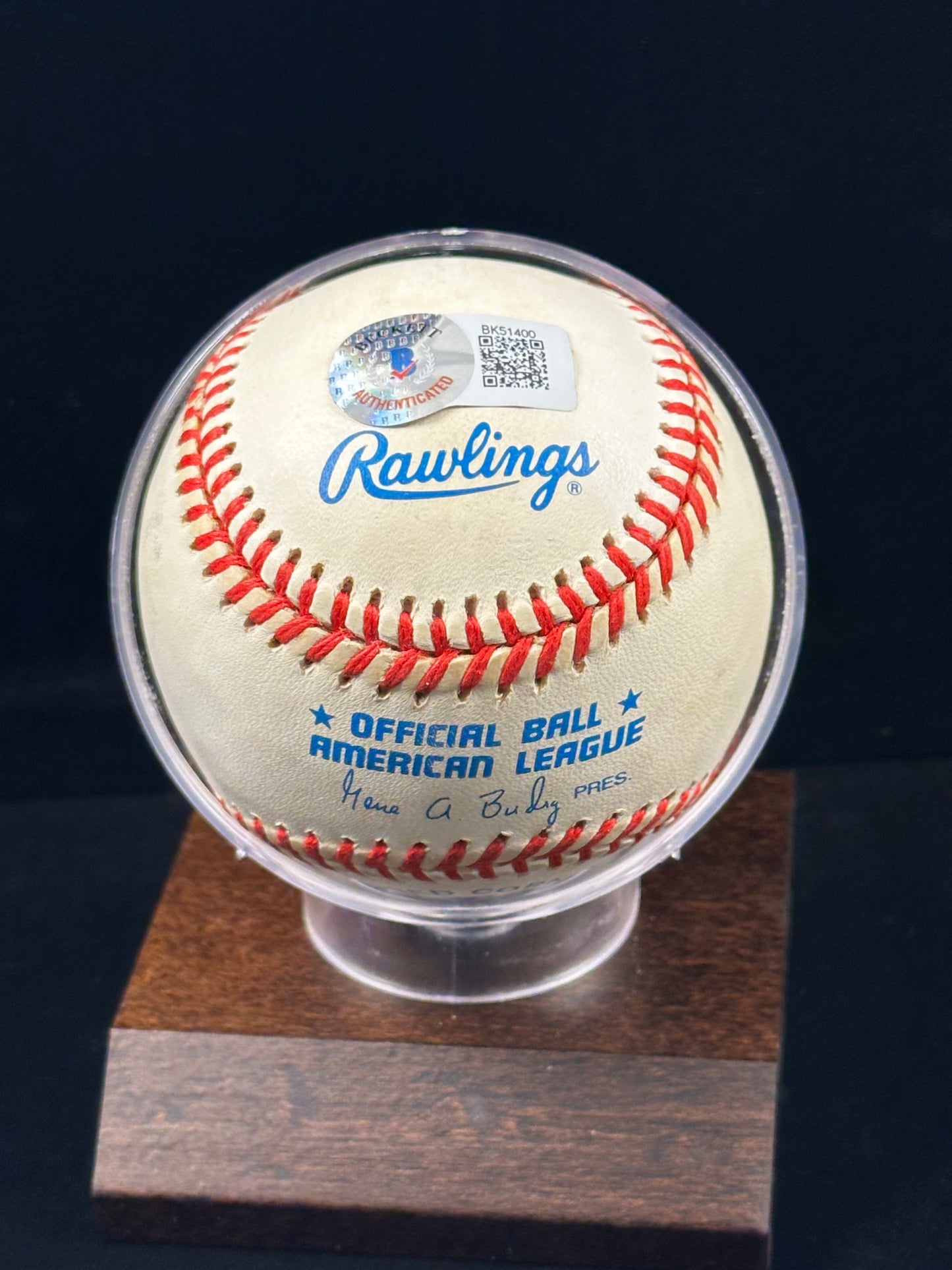 Juan González Signed Rawlings Official American League Baseball – Beckett Authenticated