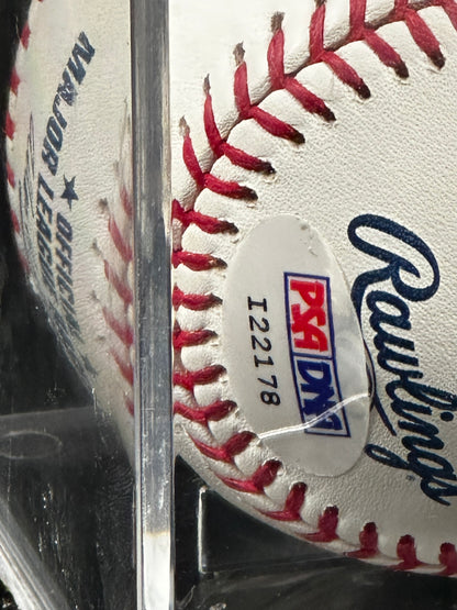 Ichiro Suzuki signed baseball PSA DNA certification I22178