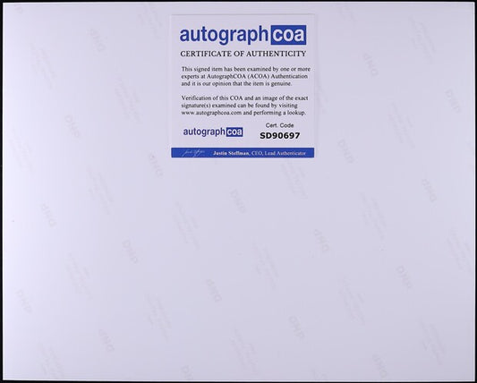 Jon Voight Signed 8" x 10" Photograph – ACOA Authentic