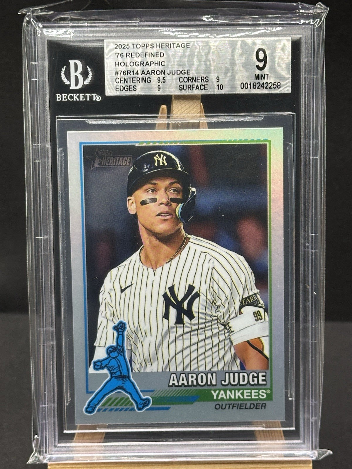 2025 Topps Heritage #76R-14 Aaron Judge 76' Redefined Holographic