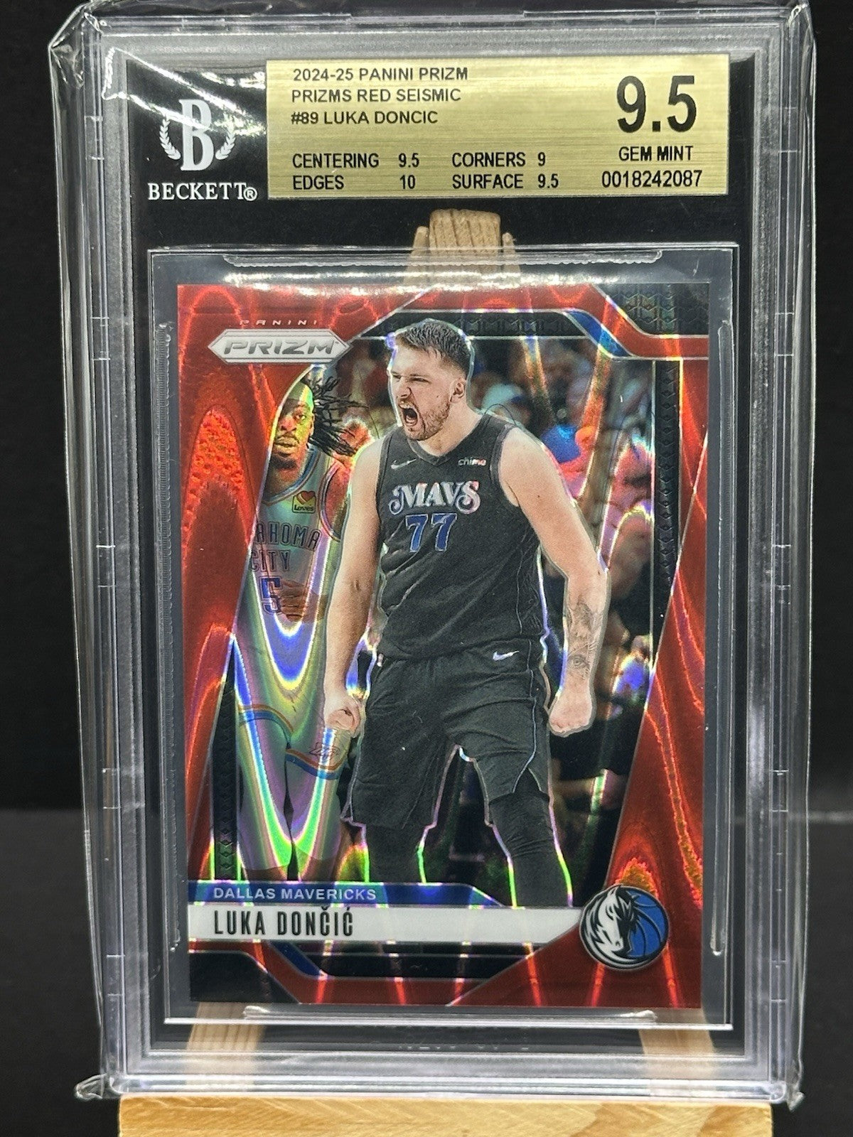 2024-25 Panini Prizm Basketball #89 Luka Doncic Red Seismic /299